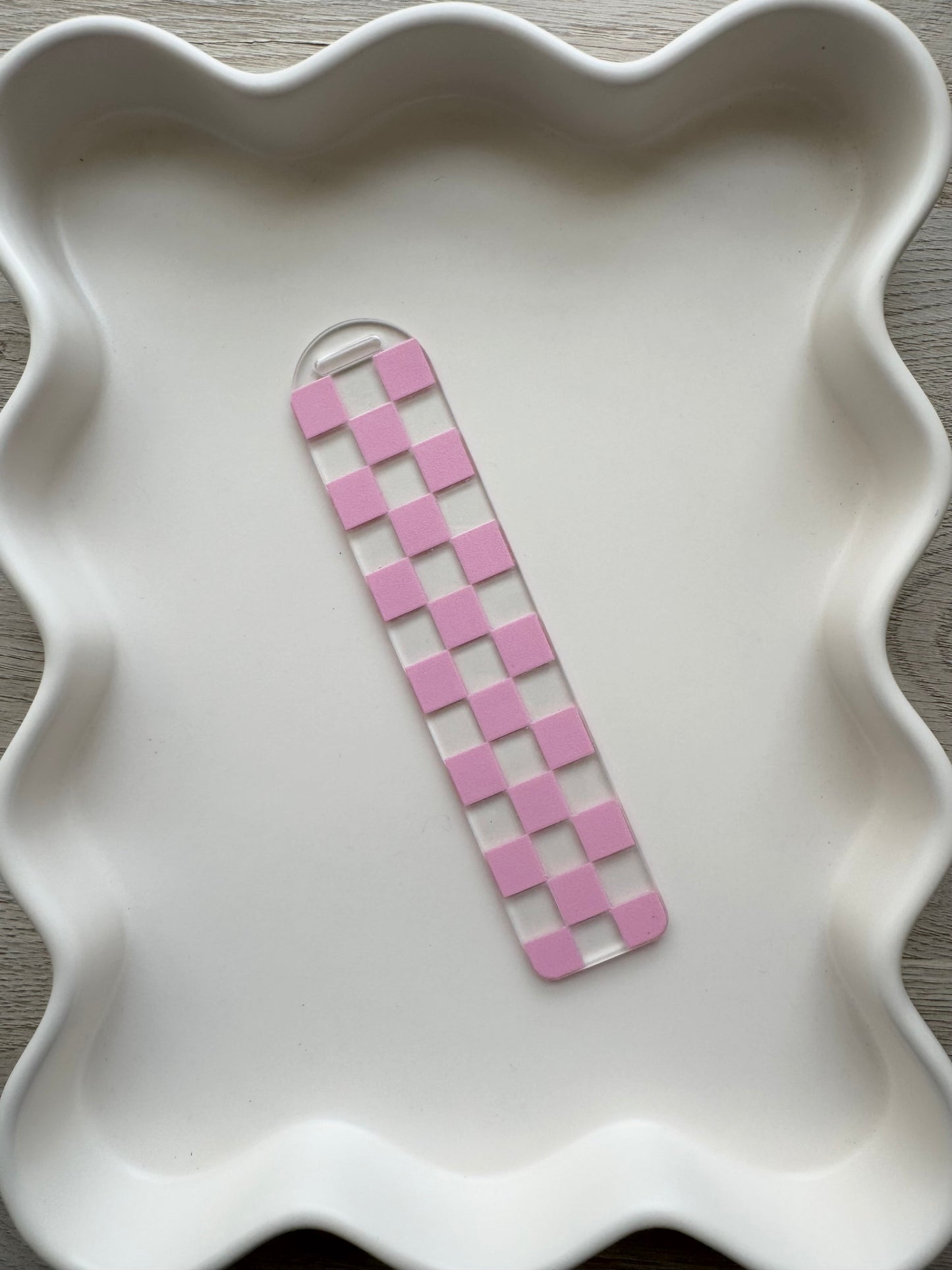 Simple Checks Bookmark - Pink